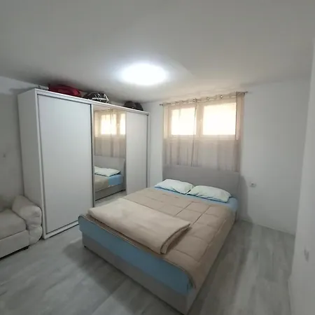 アパート Apartman Mahalos モスタル