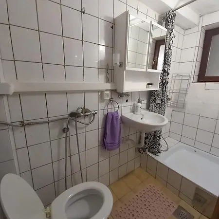 Apartman Mahalos * モスタル